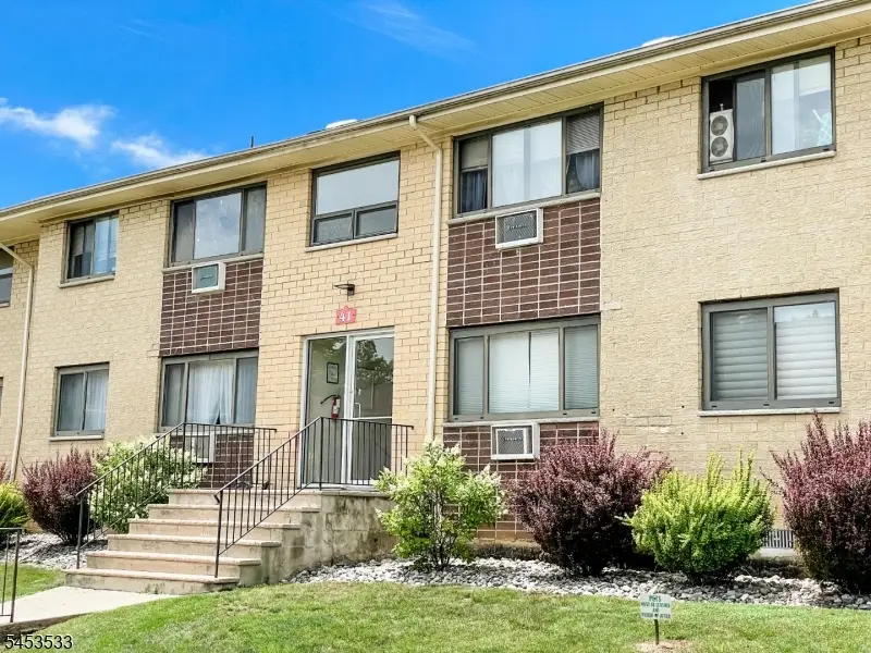 401 Highway22b41u8, North Plainfield, NJ 07060 - #1