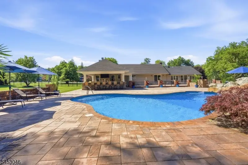 65 Washington Valley Rd, Warren, NJ 07059 - #1
