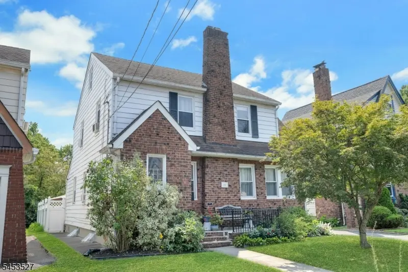 17 Ferncliff Rd, Brookdale, NJ 07003 - #1