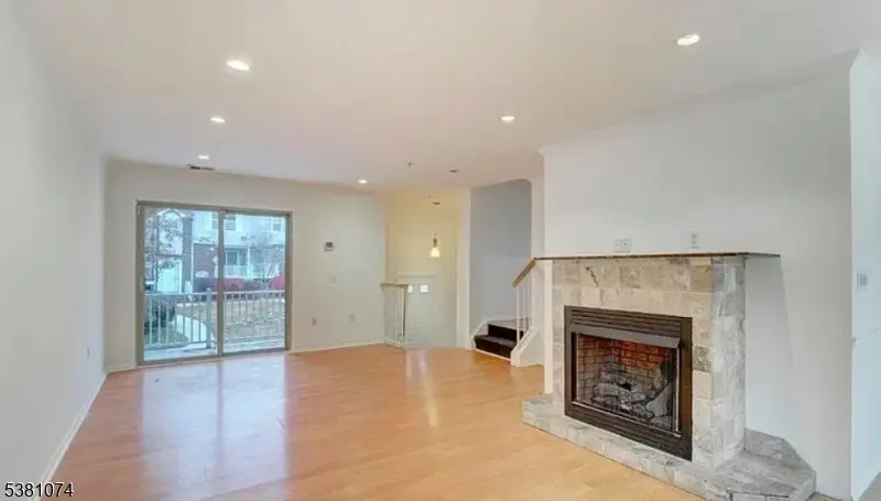 500 Great Beds Ct, Perth Amboy, NJ 08861 - #3
