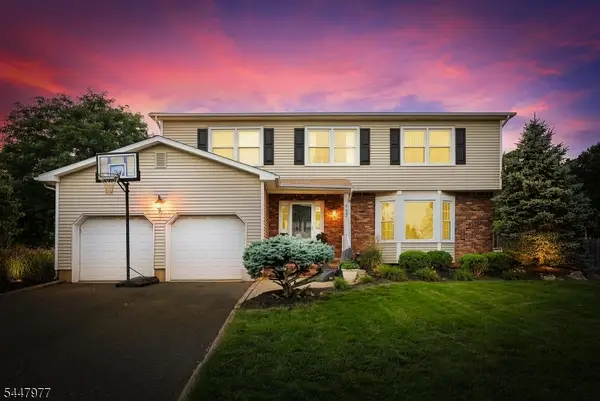 77 Rohill Rd, Hillsborough Twp., NJ 08844
