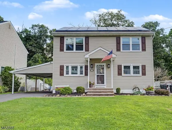 38 Duncan Ln, Rockaway Boro, NJ 07866