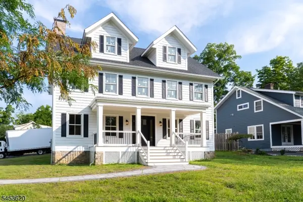 30 E Main St, Mendham Boro, NJ 07945