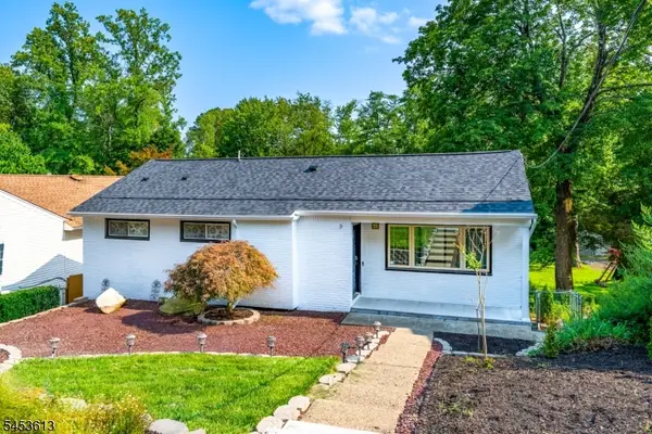 15 Apache Trl, Rockaway Twp., NJ 07866