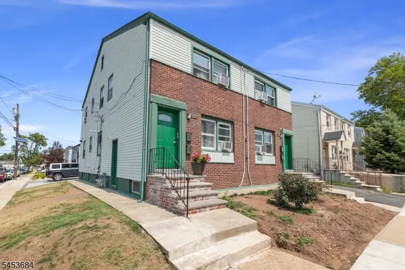 637 Myrtle St #4, Elizabeth, NJ 07202 - #1