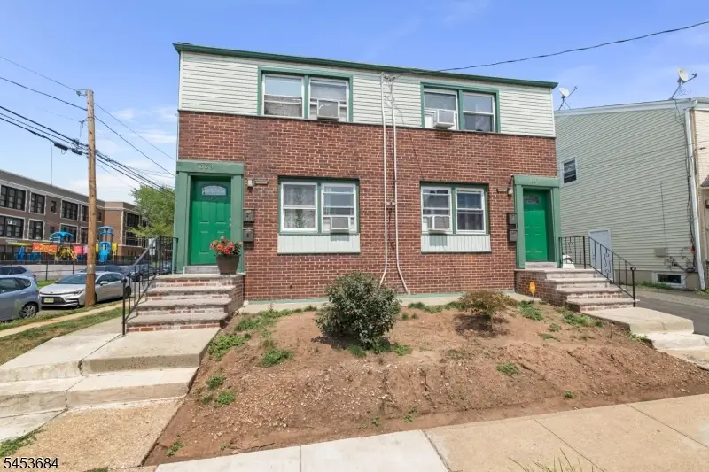 637 Myrtle St #4, Elizabeth, NJ 07202 - #2