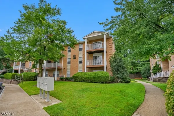 154 Vista Dr #154H, Hanover Twp., NJ 07927
