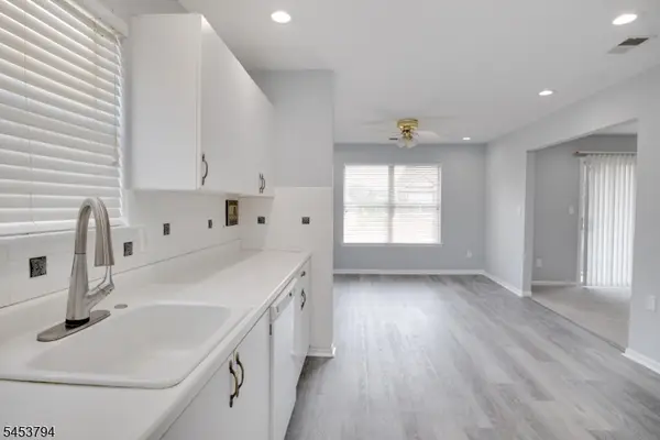 8 Millie Ln #8, East Hanover Twp., NJ 07936