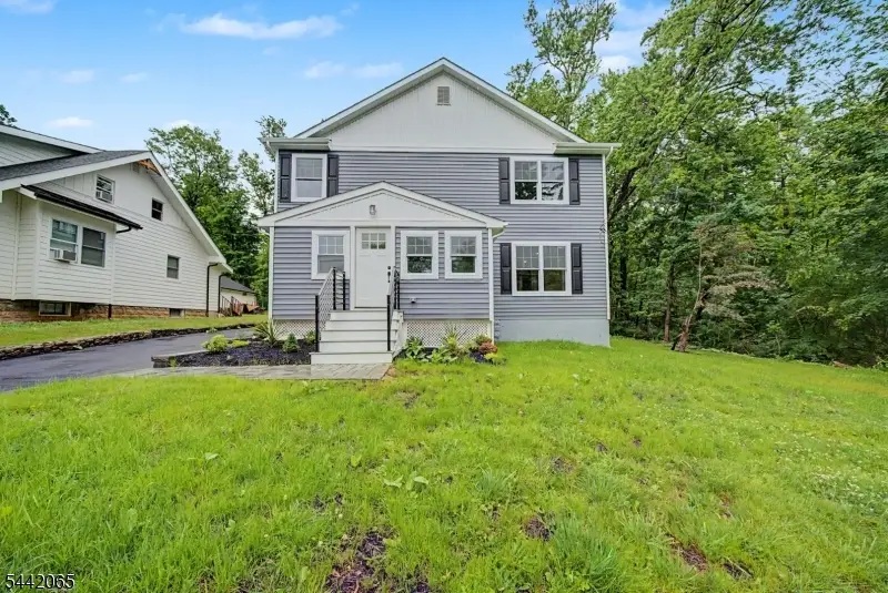 21 Willow Ave, Randolph, NJ 07869 - #1