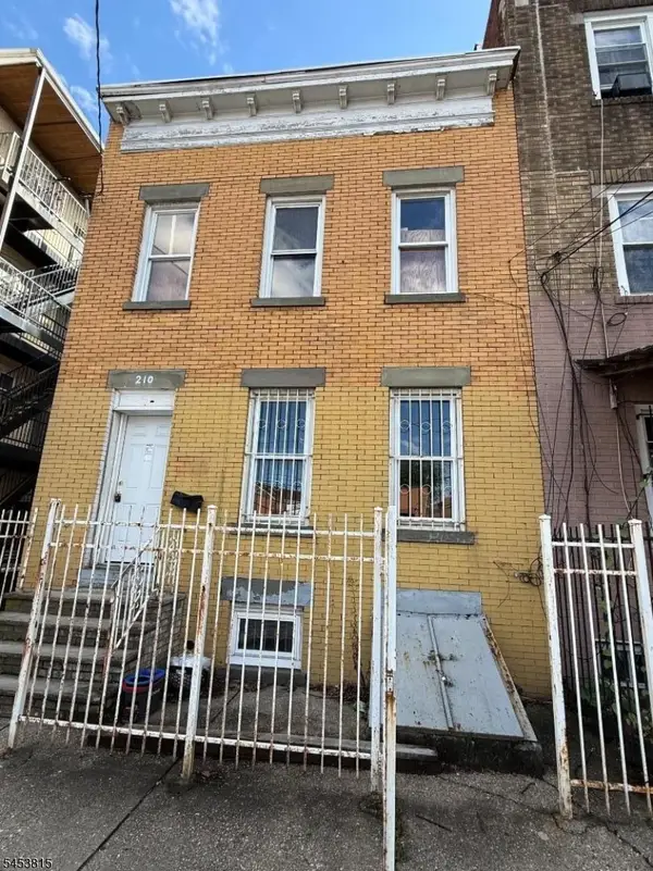 210 Berkeley Ave, Newark City, NJ 07107