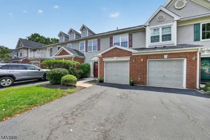 1004 Bayley Ct, Bradley Gardens, NJ 08807 - #2