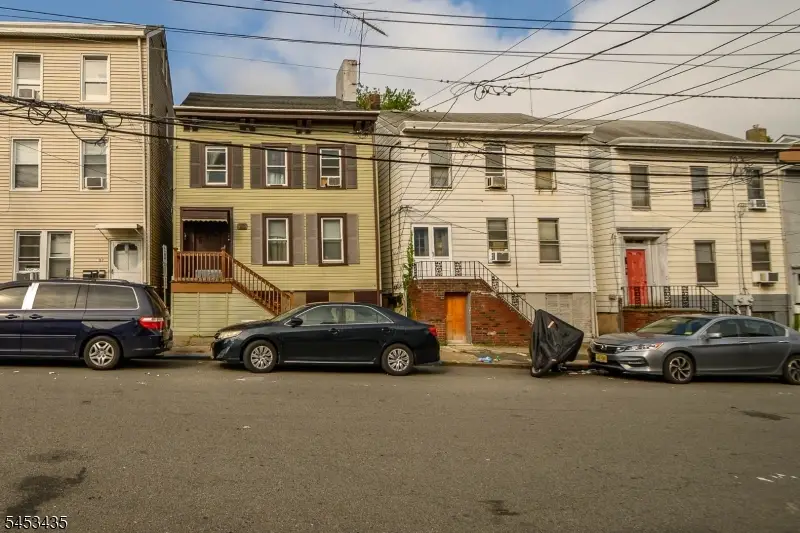 160 Mill St, Paterson, NJ 07501 - #3