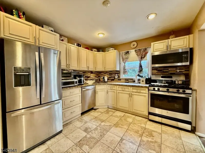 102 Georgia St, Clark, NJ 07066 - #2
