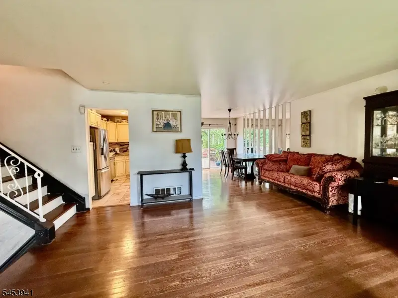 102 Georgia St, Clark, NJ 07066 - #3