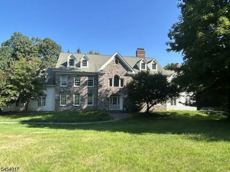 568 Stangle Rd, Martinsville, NJ 08836 - #1