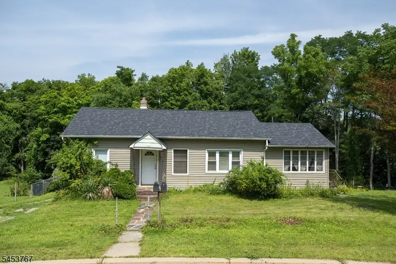 91 Sterling St, Franklin, NJ 07416 - #3
