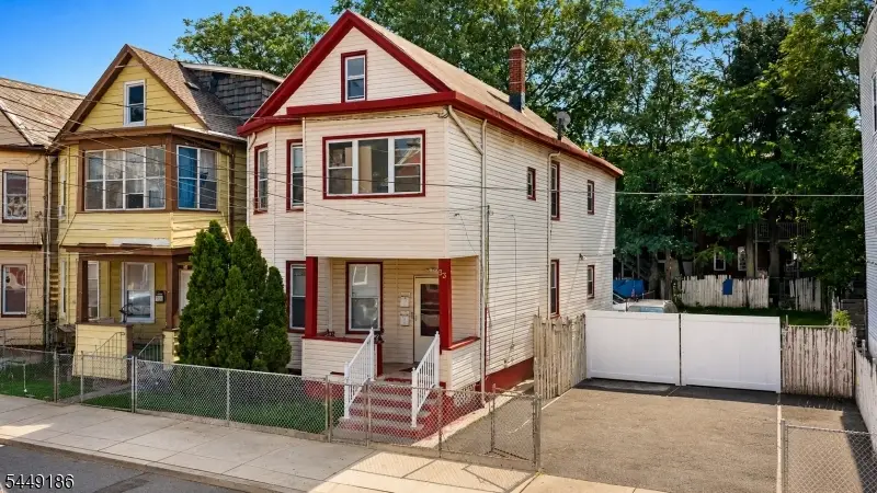 33 Vreeland Ave, Passaic, NJ 07055 - #1
