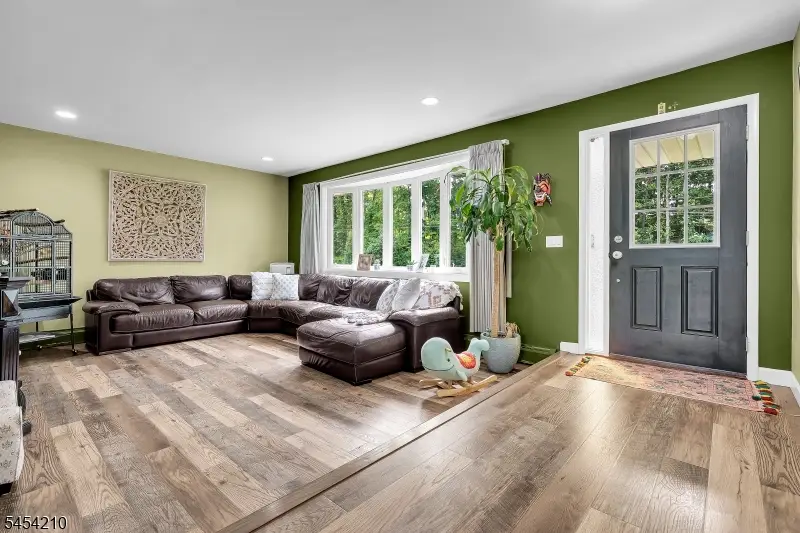 196 Asbury Anderson Road, Franklin, NJ 08802 - #2