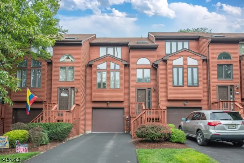 45 Sampson St, Saddle Brook, NJ 07663 - #1