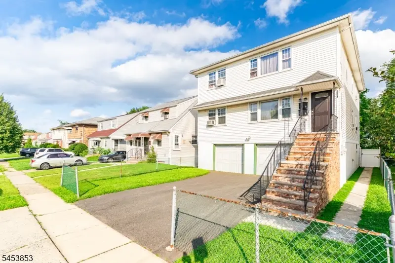 1114 Middlesex St, Linden, NJ 07036 - #3