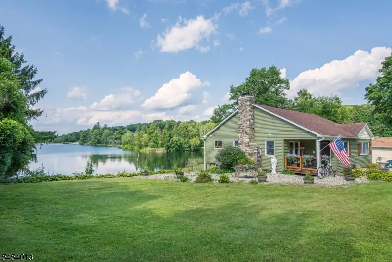48 Lakeside Ave, Stockholm, NJ 07460 - #2