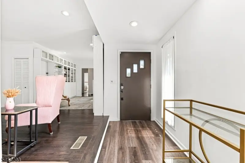 143 Veazy St, North Caldwell, NJ 07006 - #2