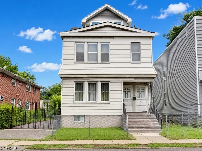 42 Tichenor Ter, Irvington, NJ 07111 - #2