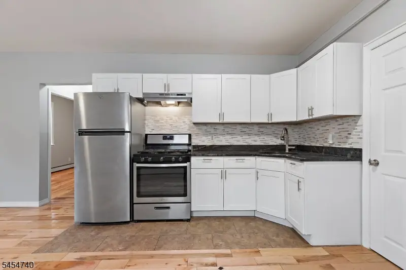 224 Macarthur Ave, Garfield, NJ 07026 - #3