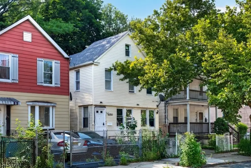 650 S 20th St, Newark, NJ 07103 - #1