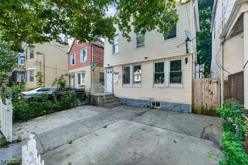 650 S 20th St, Newark, NJ 07103 - #2