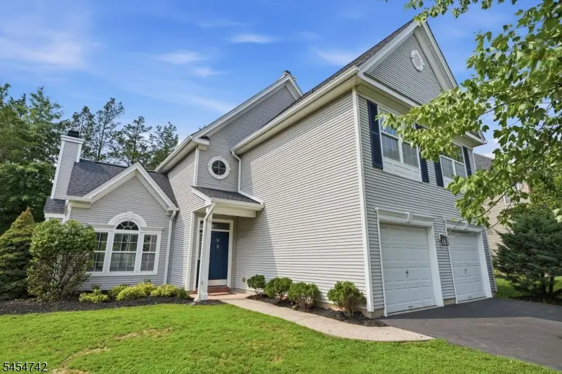 31 Bouwrey Pl, White House Station, NJ 08889 - #1