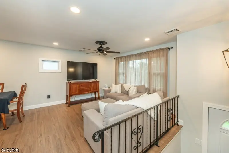 115 New York Ave, Lake Hopatcong, NJ 07849 - #3