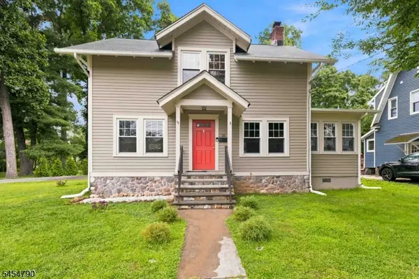 25 Rosedale Ave, Morris Plains Boro, NJ 07950