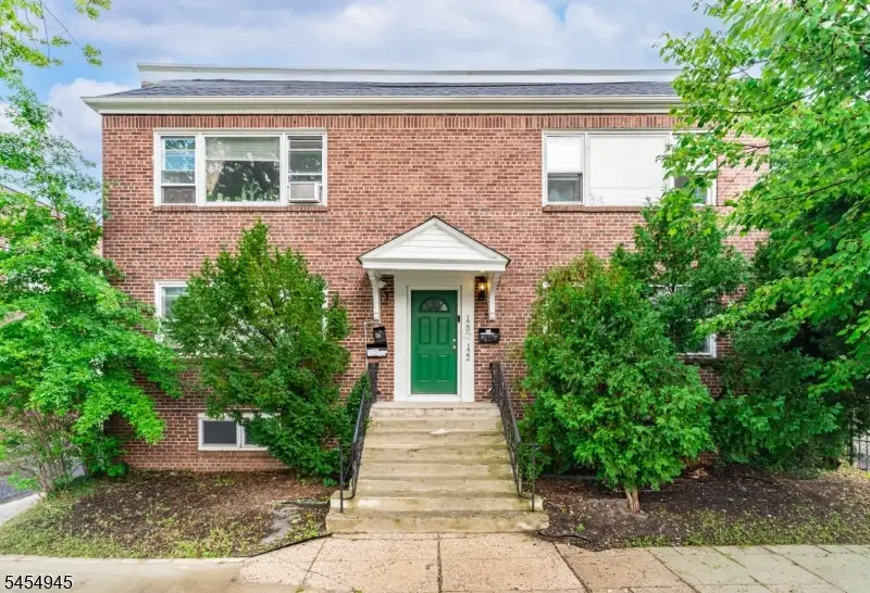 120-122 Tuxedo Pkwy, Newark, NJ 07106 - #1