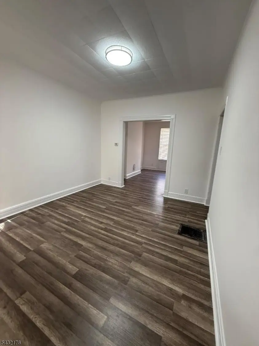 252 N 19th St, East Orange, NJ 07017 - #3