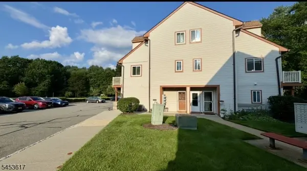 64 Woods Edge Dr #64, Roxbury Twp., NJ 07876