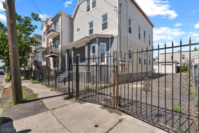 71 Schley St #2, Newark, NJ 07112 - #3