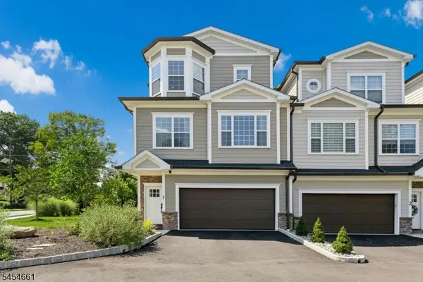 484 4th Ave #1, Garwood Boro, NJ 07027