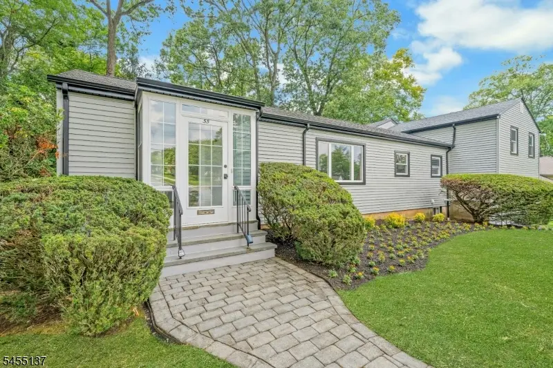 55 Rock Spring Ave, West Orange, NJ 07052 - #3