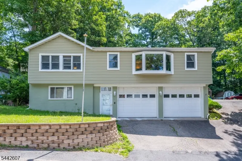 335 Elmira Trl, Hopatcong, NJ 07843 - #1
