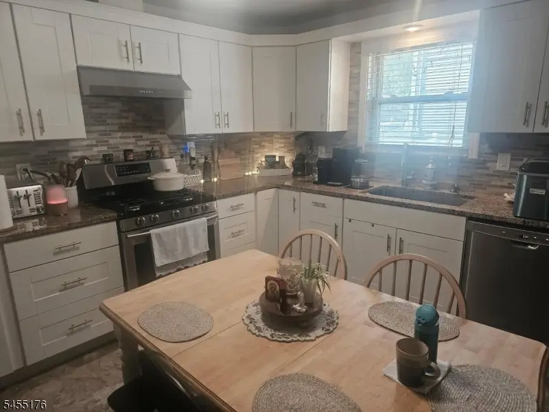 30 Caswell Ave, Fords, NJ 08863 - #3