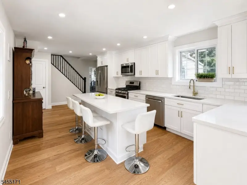 538 Cicilia Pl, Scotch Plains, NJ 07076 - #3