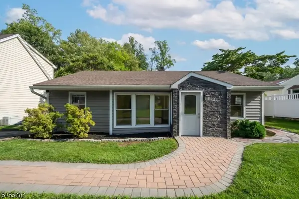 19 Apache Trl, Rockaway Twp., NJ 07866