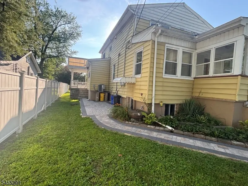 33 Harmon St, Lincoln Park, NJ 07035 - #3