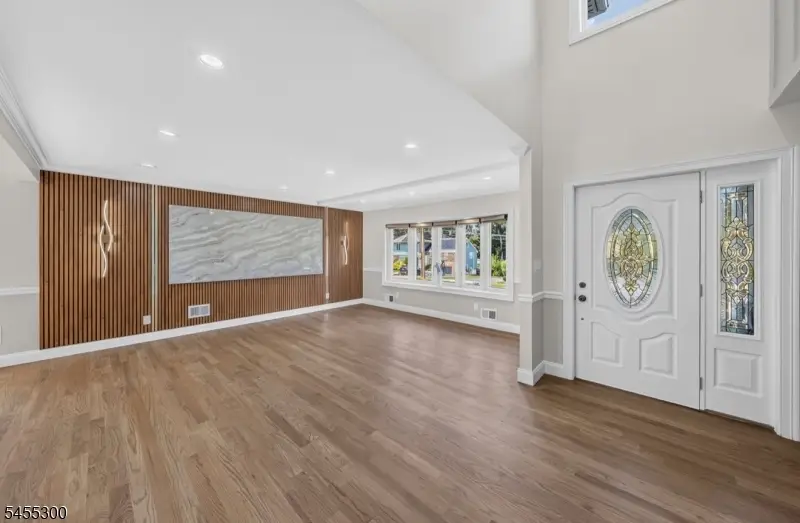 74 Chatham Ter, Clifton, NJ 07013 - #3