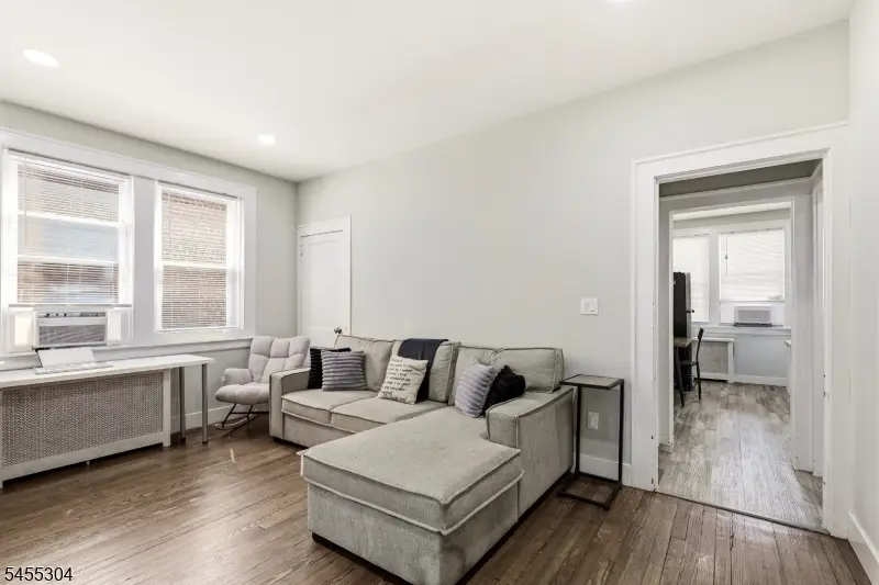 27 Lindsley Pl, East Orange, NJ 07018 - #2
