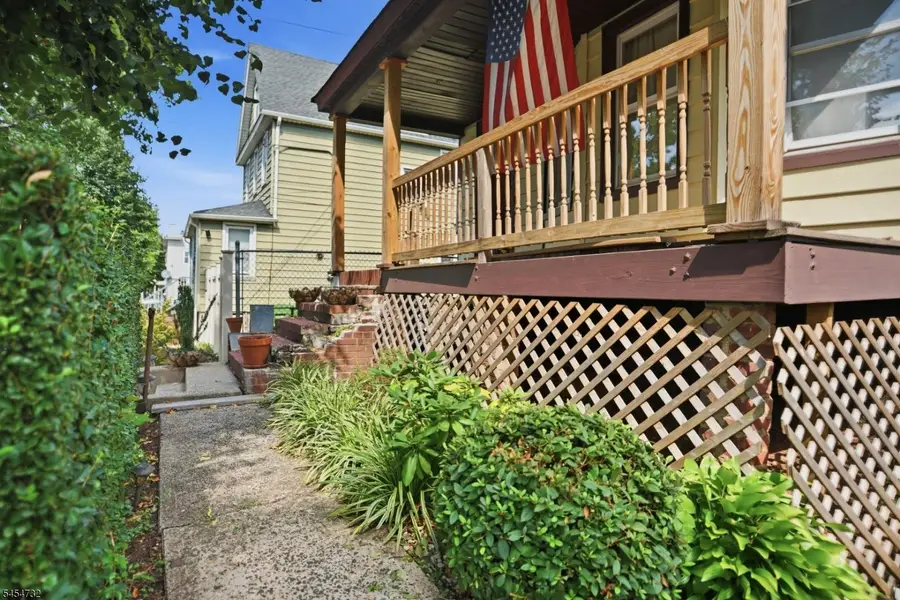 23 W 18th St, Linden, NJ 07036 - #3