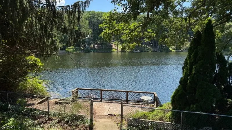 52 Horseshoe Dr, Oak Ridge, NJ 07438 - #1
