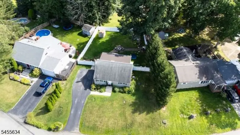 34 Mckinley Pl, West Milford, NJ 07480 - #3