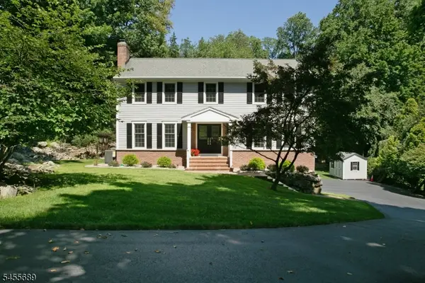 17 Colonel Evans Dr, Morris Twp., NJ 07960